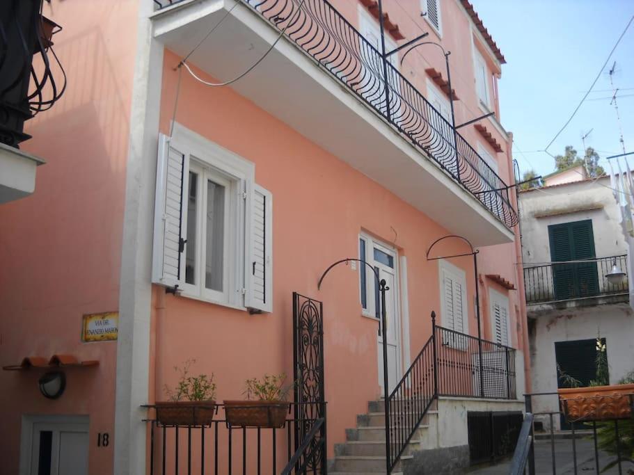 Villa La Casa Rosa Di Giulia Ischia Exterior foto